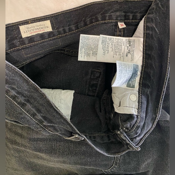 Levi Premium Skirt - Picture 3 of 5